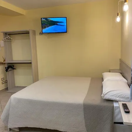 Vittoria 4*